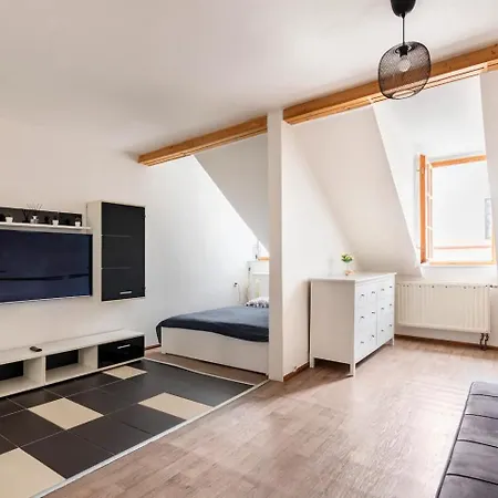 Center/ Spa/ Scenic Viewpoint Nearby Daire *